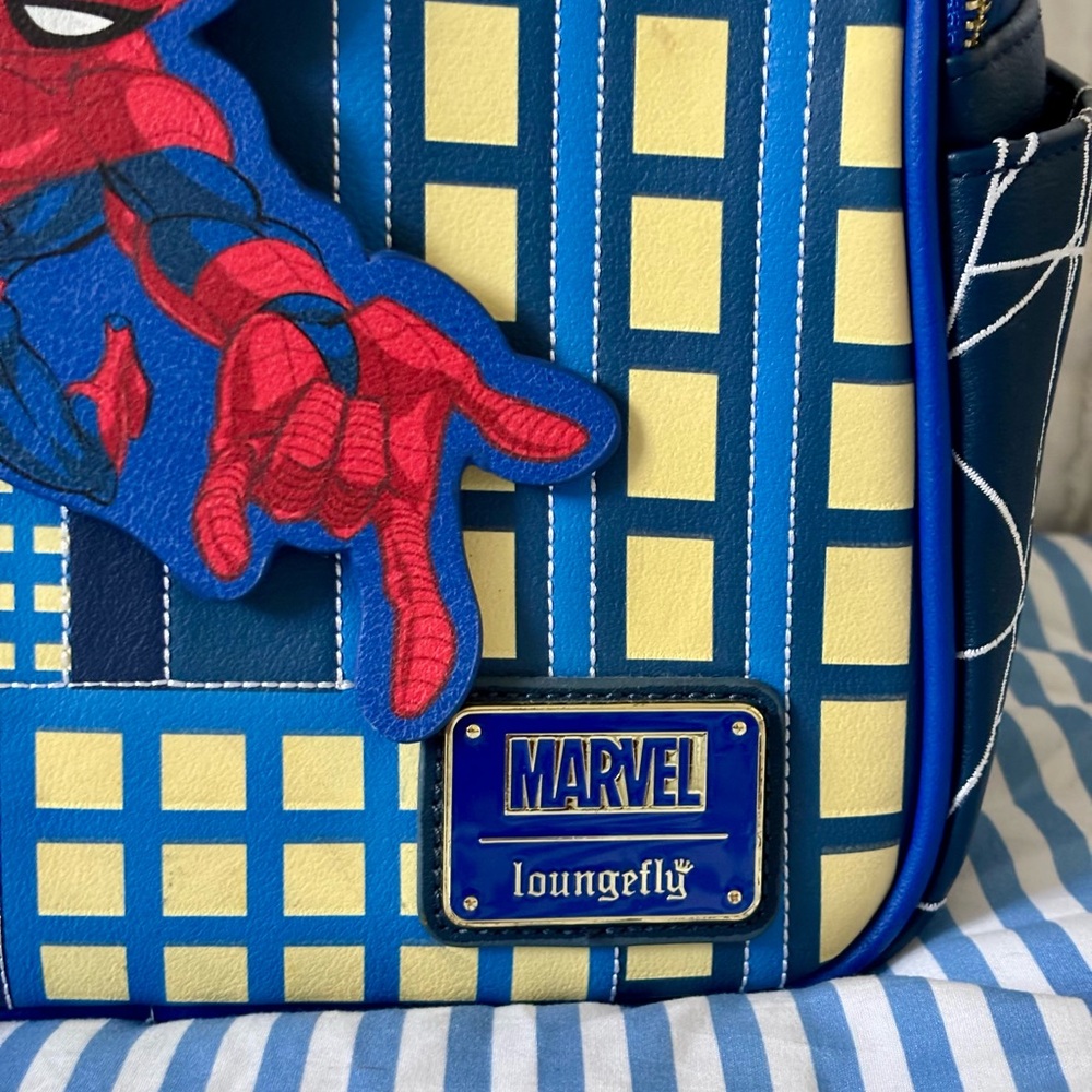 Marvel Spider-Man Blue and Red Backpack - Picture 2 of 5